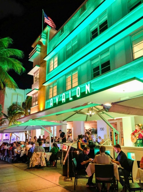 Avalon Hotel image 29