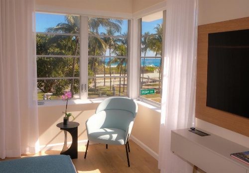 Avalon Hotel image 32