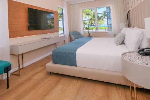 Avalon Hotel image 37